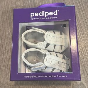 NEW in box Pediped Originals 0-6 months